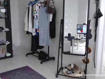 webcam girl _mllymoore_ image #2260911
