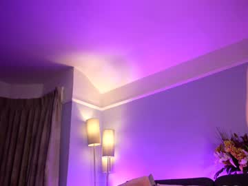 webcam girl littlee33 image #9115013