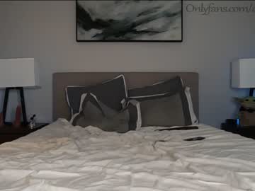 webcam couple ari_lovexo image #2668106