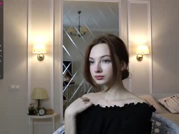 webcam girl _guesswhat_ image #926232