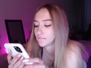 webcam girl gudeeetama image #248607