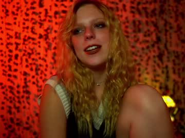webcam girl crimsonxrapture image #154872