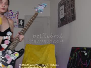 webcam girl petitebrat image #7583797