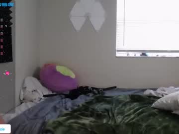 webcam couple kinkyxkenzie image #4672328