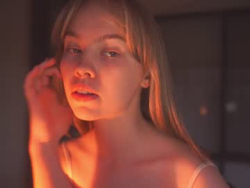 webcam girl bibi_it_is image #6613470