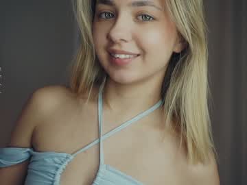 webcam girl mildredgarrett image #8579798