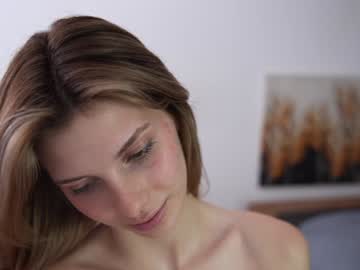 webcam girl refined_style image #7755466