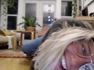 webcam girl bambis_honeypot image #1053048