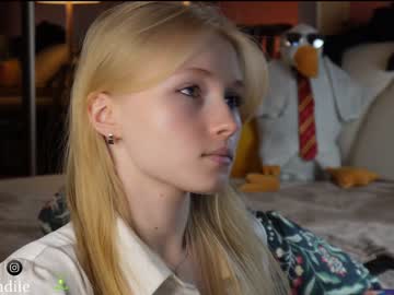 webcam girl bestblondiiecb image #6470581