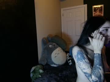 webcam girl grumpytwo image #8650312
