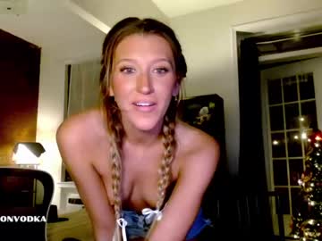 webcam girl addisonvodka image #3365677