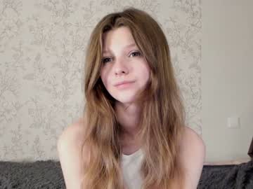 webcam girl alainaestrada image #5542173