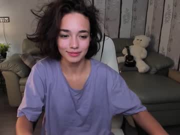 Cam for ella_flare