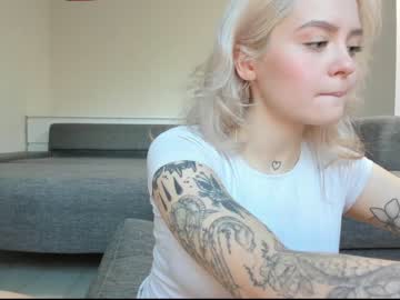 webcam girl honey_sunshine image #2120330