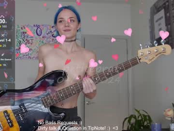 webcam girl petitebrat image #6743885