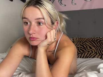 webcam girl charlybabyy image #4229378