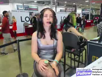 webcam girl mayasings image #5826112