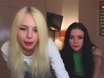 webcam couple alisareal image #3718822