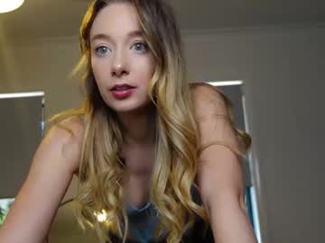 webcam girl kyarahh image #9230968