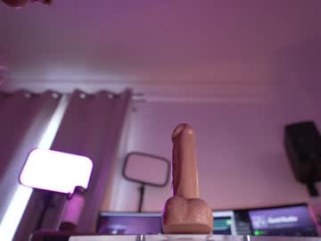 webcam girl hannahjames710 image #4403861