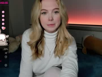 webcam girl small_blondee image #3711966