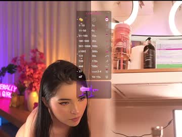 webcam girl lau__1 image #9619860