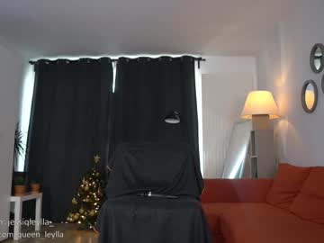 webcam girl queen_leylla image #890123