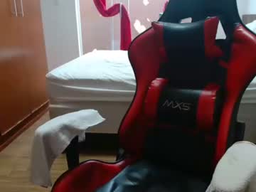 Cam for hot_wiffe