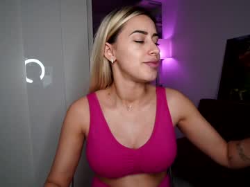 webcam girl laurabae_ image #1565617