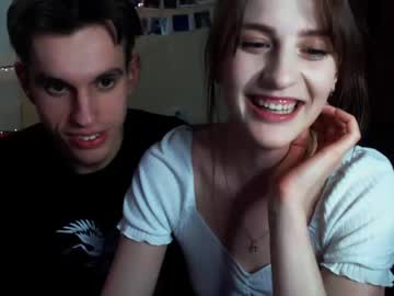 webcam couple dead_insidee image #4120550