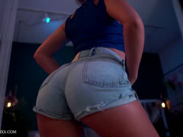 webcam girl provocatrixx image #2860394