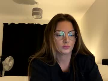 webcam girl lovelavender_ image #8738395