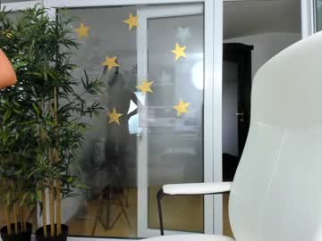 webcam girl ingridblondy94 image #2096863
