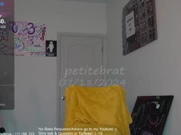webcam girl petitebrat image #7438316