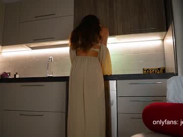 webcam girl therealbonnieclydex image #4291699