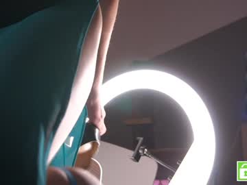 webcam girl checkmypeach image #9518519