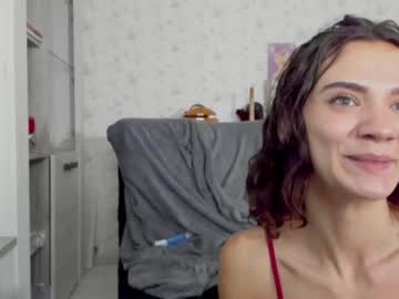 webcam girl charlotte2896 image #2472833