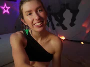 webcam girl lucy_gooosey image #8850824
