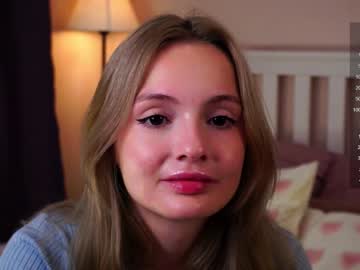 webcam girl esmeblond image #7537451