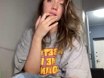 webcam girl angel_from_sky image #7054099