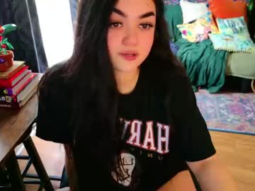 webcam girl annatigarr image #6878317