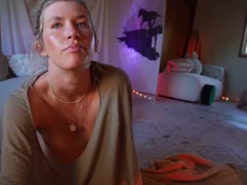 webcam girl lucy_gooosey image #9239135