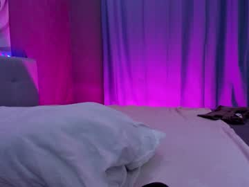 webcam girl sparklylinda image #2240215