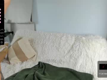 webcam girl smurf19 image #5066441