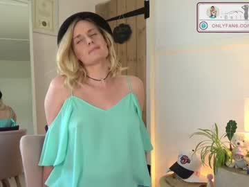 webcam girl belle_jlou image #2623089