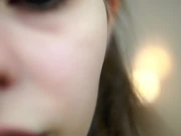 webcam girl peek_in_my_window image #7744451