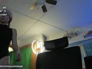 webcam girl cidergal69 image #8734475