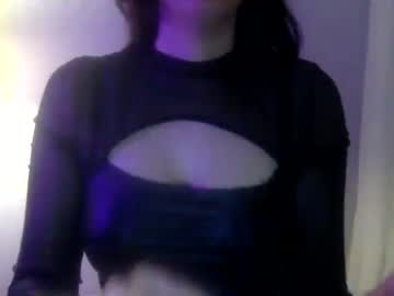 webcam girl lillyandhertoyy image #6235702