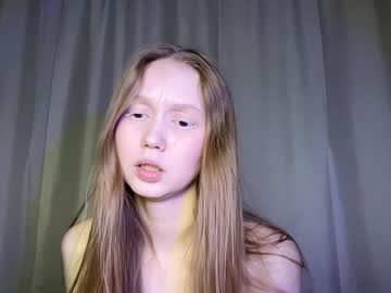 webcam girl lizzy_cutie image #8050660