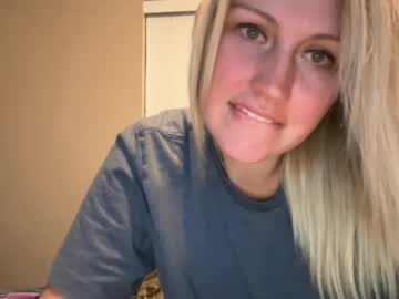 webcam girl smexxii93 image #7462778